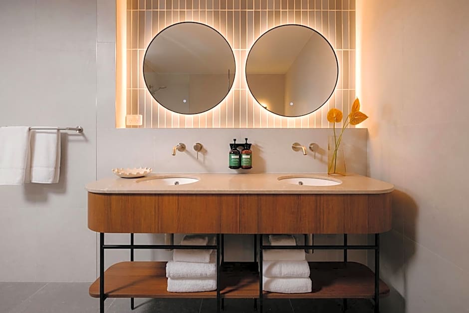 Crowne Plaza Adelaide Mawson Lakes By IHG