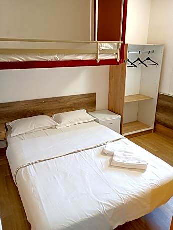 Triple Room with Private Bathroom