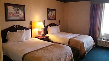 Double Room with Two Double Beds - Non-Smoking