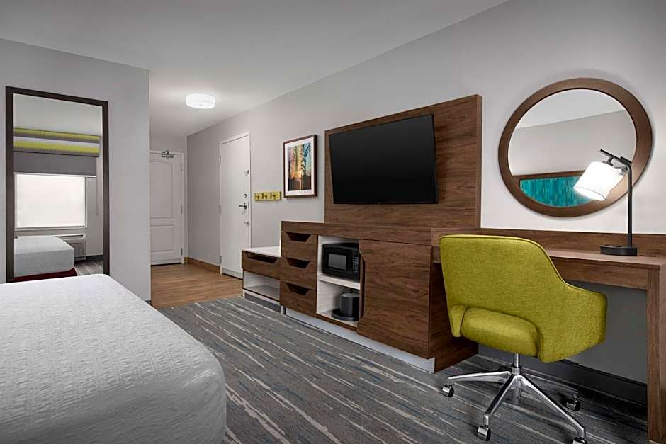 Hampton Inn By Hilton Yorkville