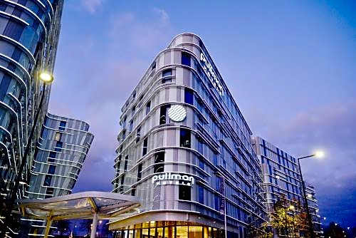 Radisson Blu CDG Airport Terminal Hotel, Paris