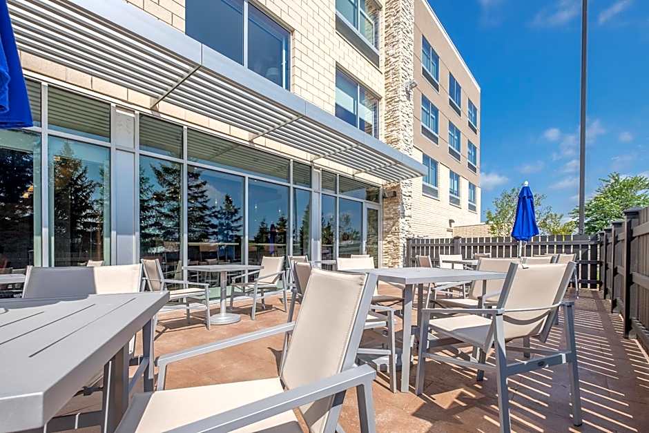 Holiday Inn Express & Suites Eagan - Minneapolis Area By IHG