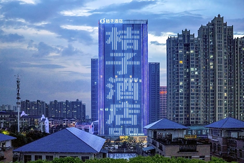 Orange Hotel Changde Railway Station Happy Town