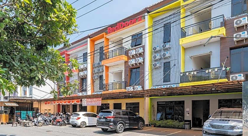 RedDoorz near Taman Krida Budaya Malang