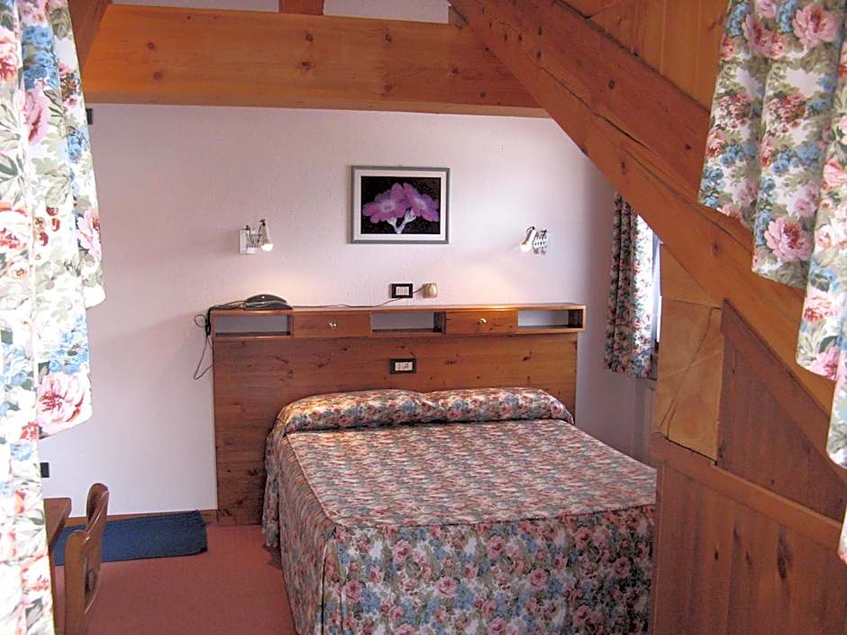 Hotel Petit Giles