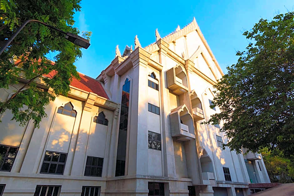 Lotus Condo Downtown