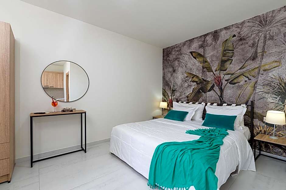 Angela Studios & Apartments