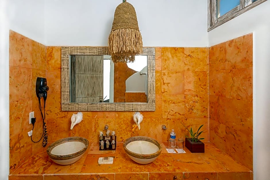 Holbox Dream Beachfront Hotel