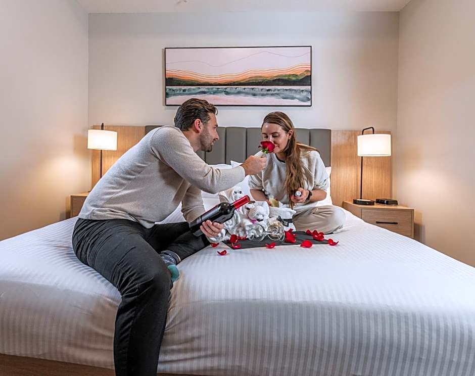 Blackstone Mountain Lodge by CLIQUE