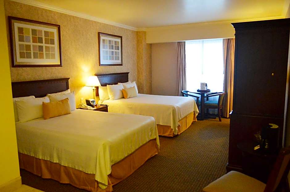 Best Western Plus Nuevo Laredo Inn & Suites