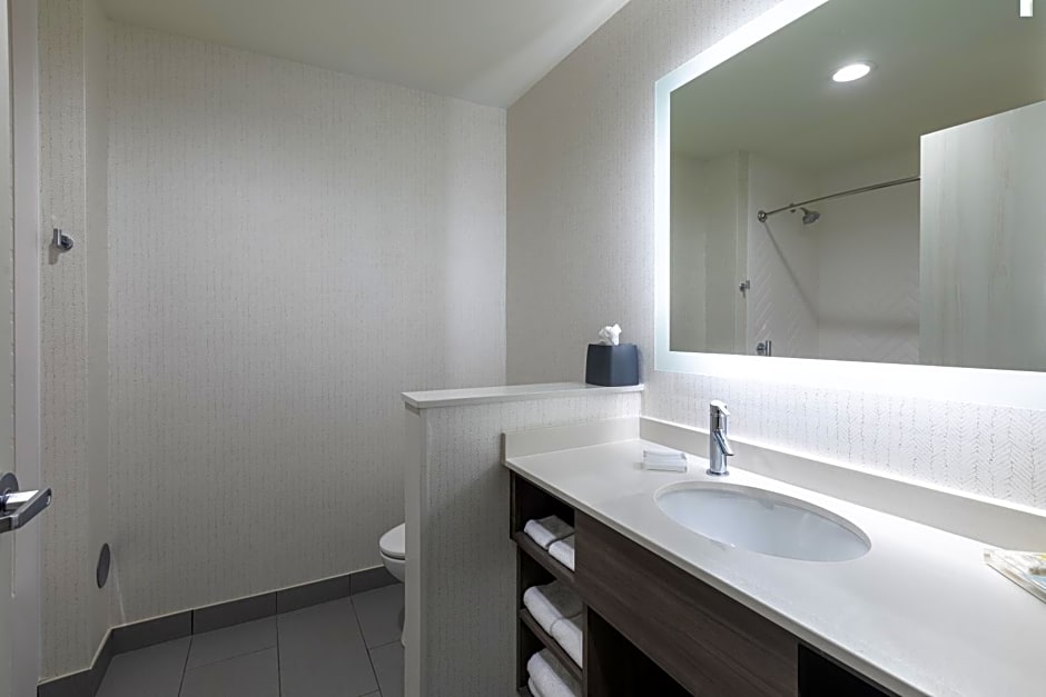 Holiday Inn Greenville - Woodruff Road By IHG