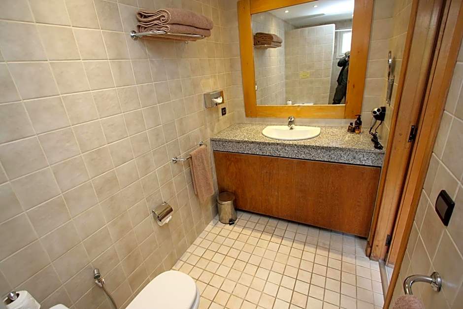 Casablanca Suites & Spa