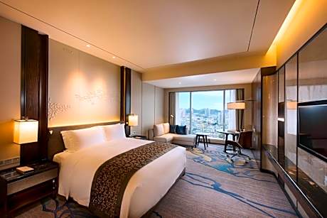 King Guest Room