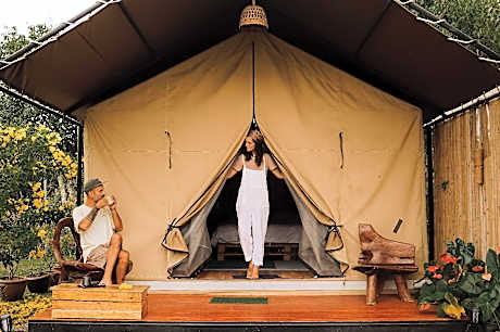 NUYU Khaoyai – Nature Glamping with Lake View Near National Park