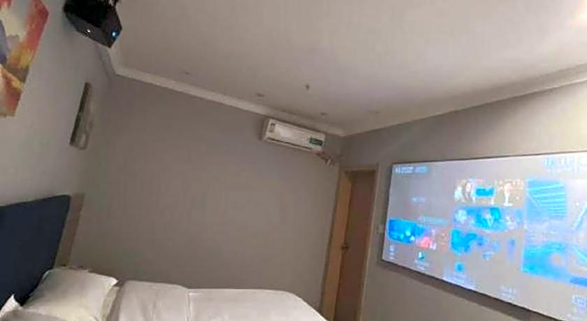 Greentree Inn Shanghai Minhang Zhuanqiao Metro Station Zhuanxing (E) Road Shell Hotel – Shanghai, DC