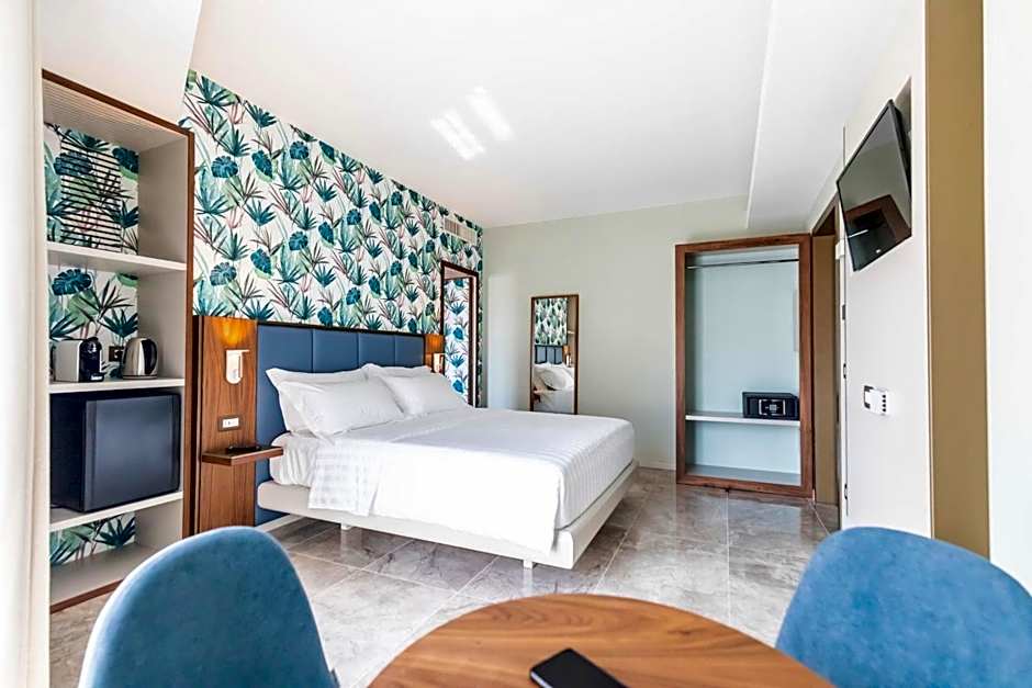 Solmaris Tropea Rooms & Suites