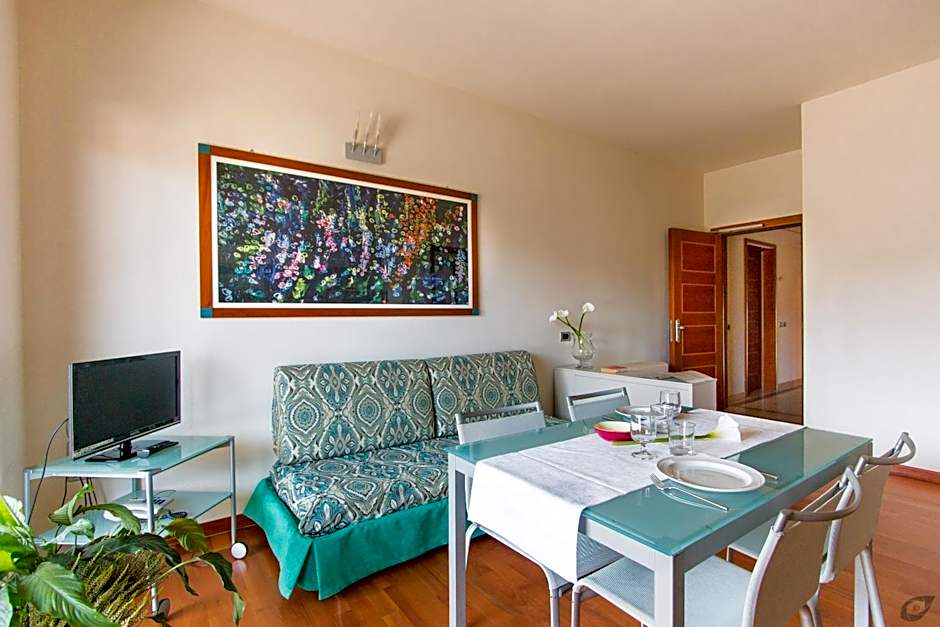 Verdeluna ApartHotel