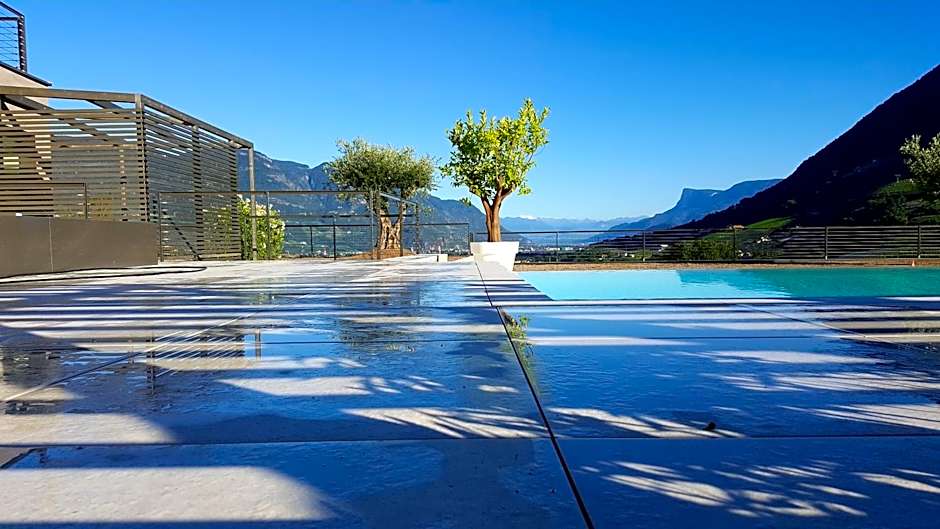 The View Luxury Suites