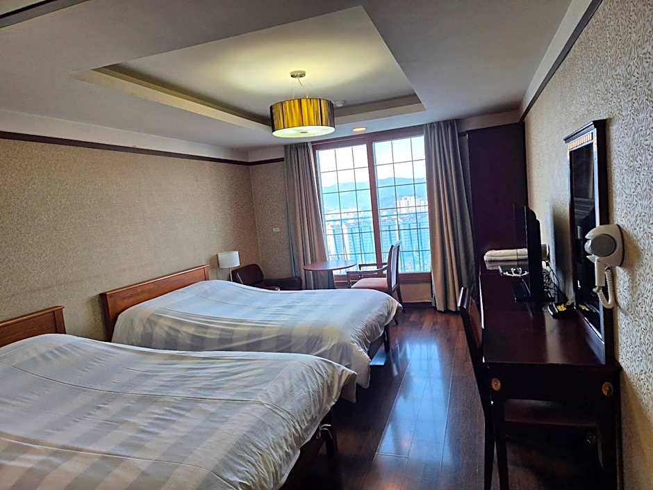 OASIS Hotel