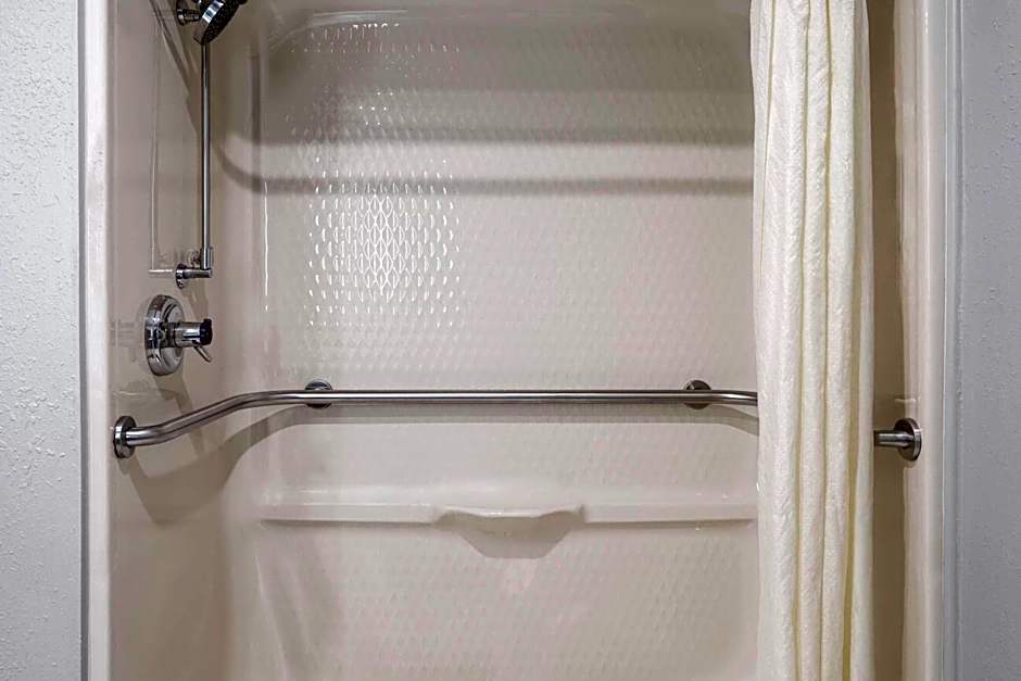 AmericInn by Wyndham Urbana/Champaign University Area