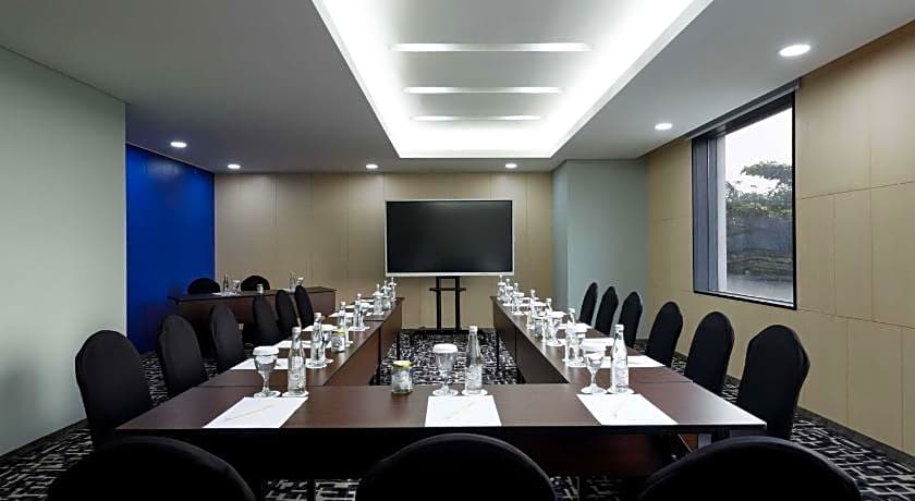 Mercure Jakarta Simatupang Hotel