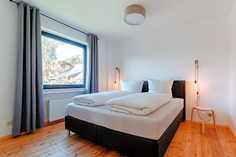 One-Bedroom Apartment with Balcony