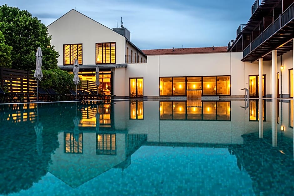 Tisza Balneum Hotel