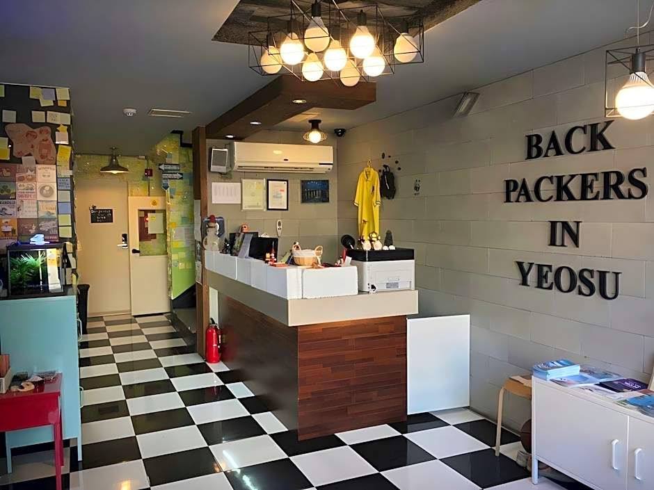 Backpackers In Yeosu
