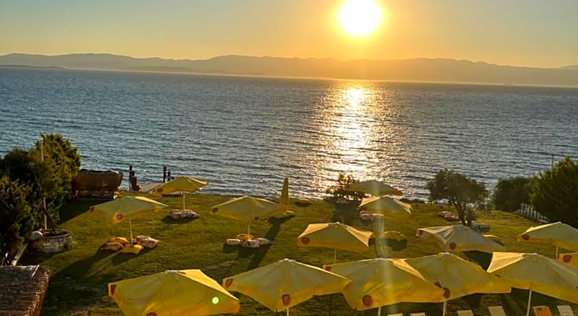 Life Point Hotel