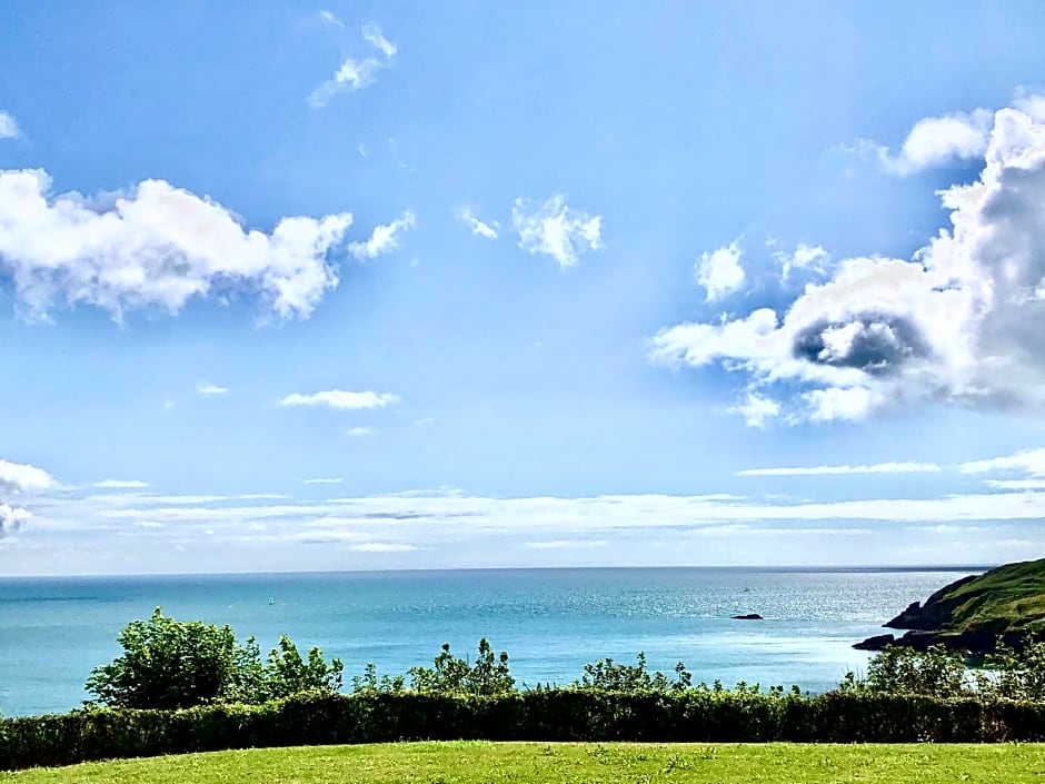 Loxley's Devon Lodge