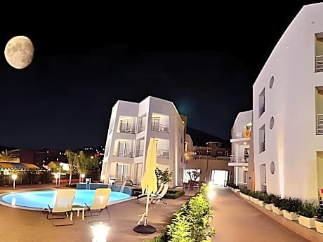 Astro Suite Hotel