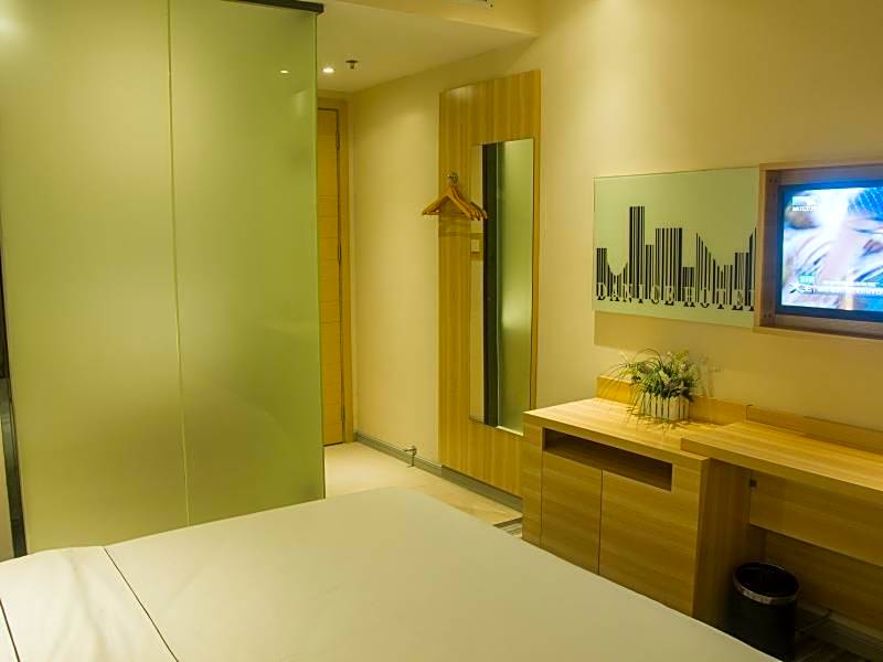 Denise Hotel Apartment(Shangxiajiu Branch)