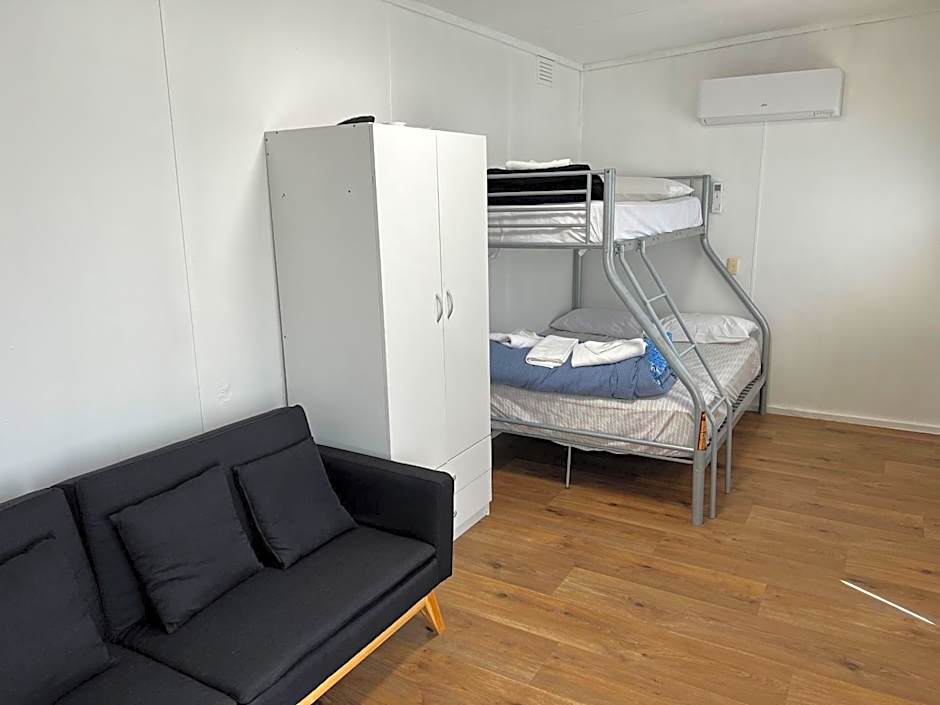 Lakes Main Holiday Park