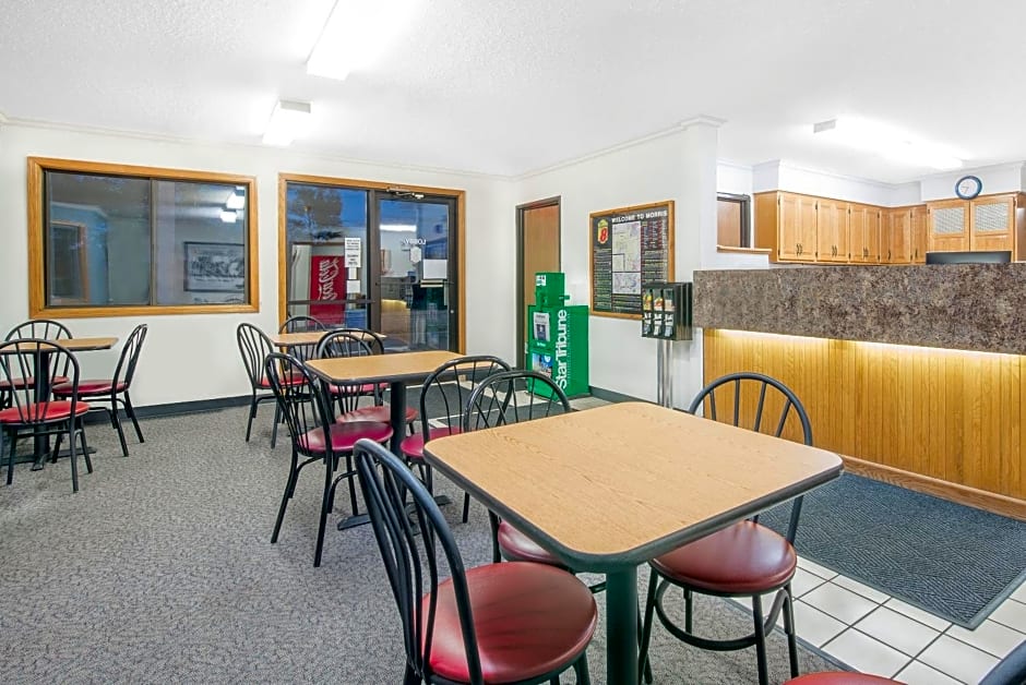 Wrangler Hotel Morris