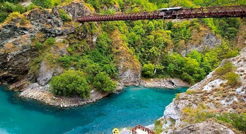 Base Backpackers Queenstown