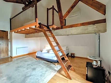 Duplex Quadruple Room