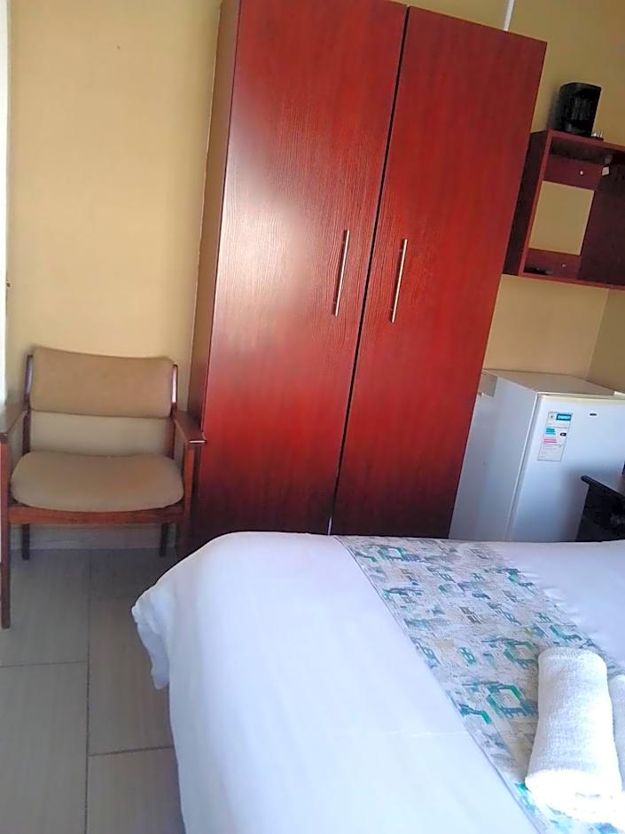 Jubie's Guest House