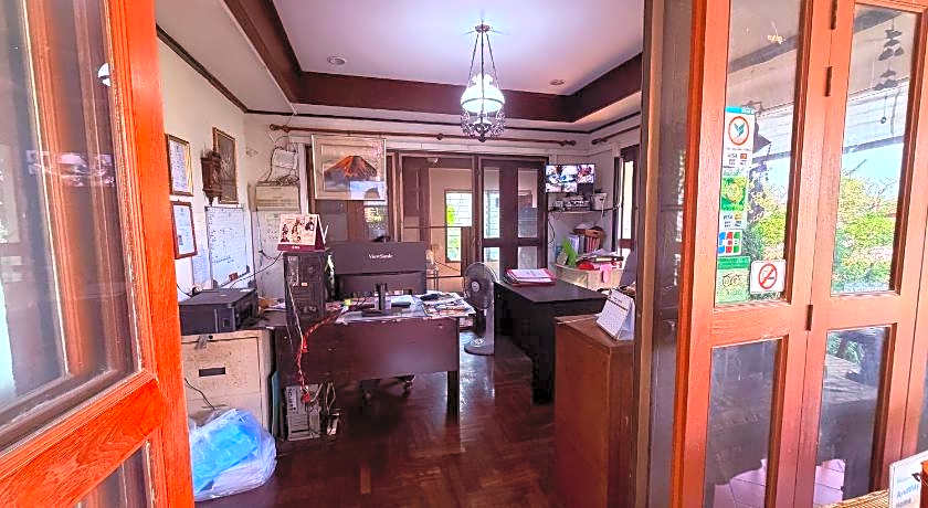 Ayutthaya Garden River Home