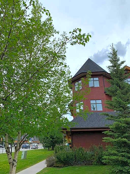The Grand Escape Downtown Canmore