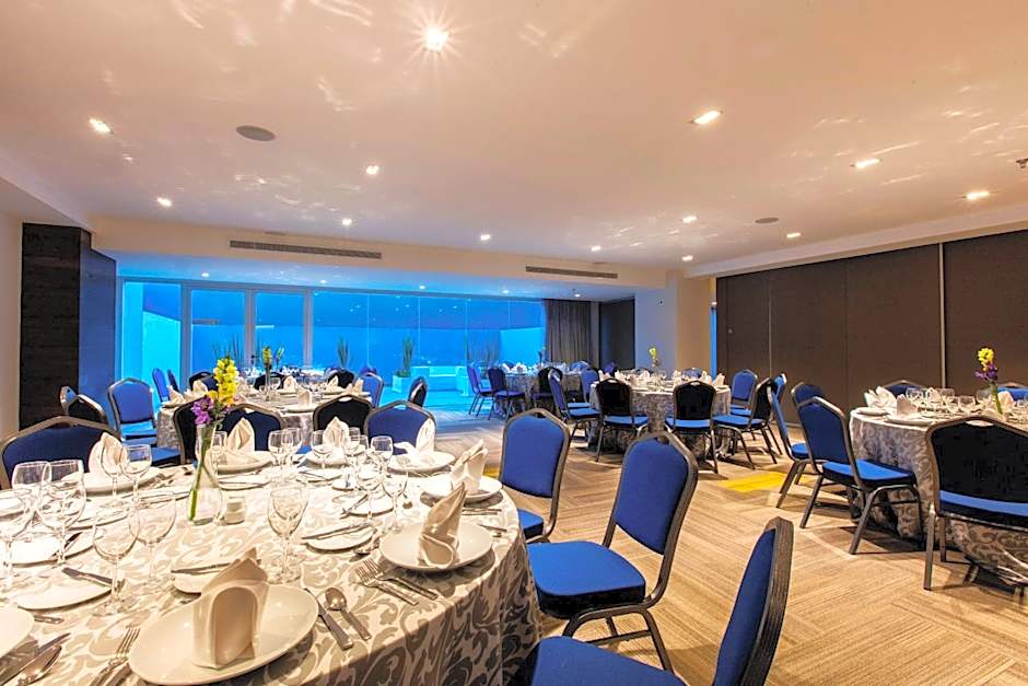 Krystal Urban Guadalajara