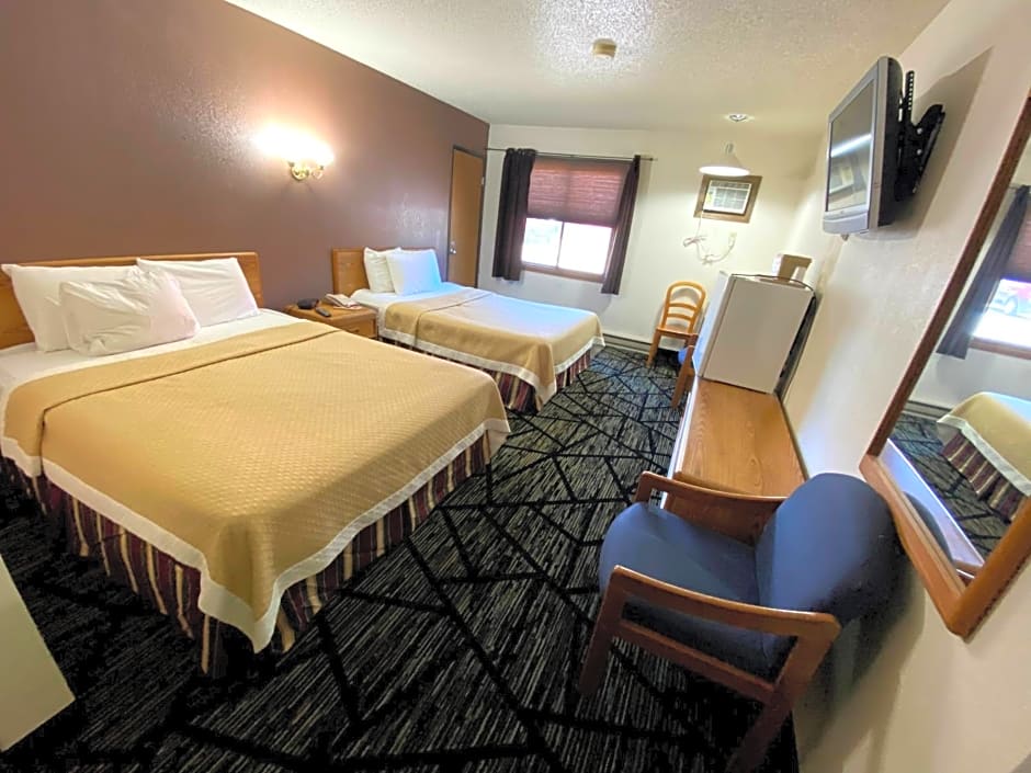 Woodland Inn & Suites