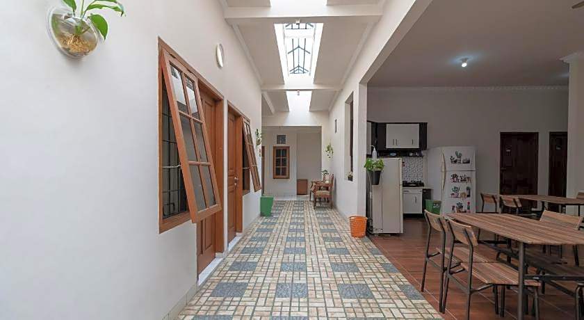 KoolKost Syariah @ Cempaka Putih