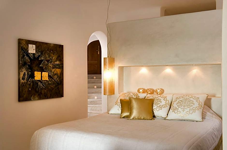 Gold Suites