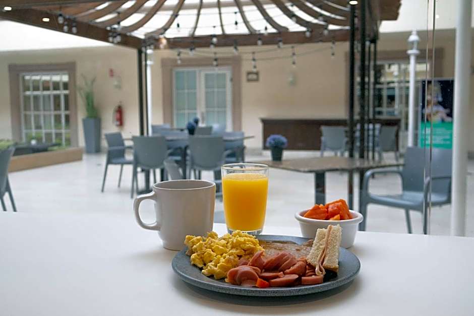 Best Western Plus Monterrey Colon