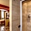 Aurelius Art Gallery Hotel