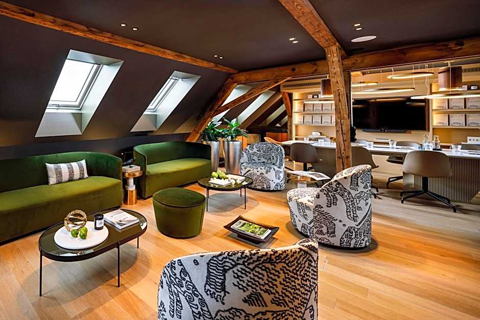 Small Luxury Hotel Ambassador a l'Opera