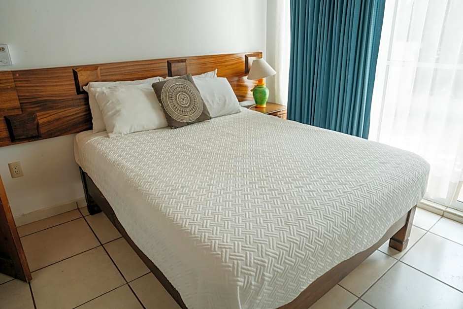 Hotel La Joya Del Lago