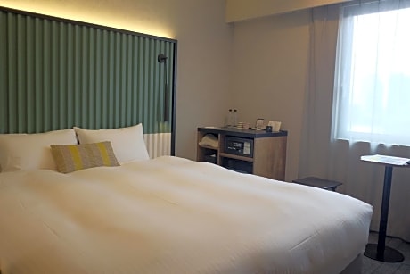 17sqm Superior Hollywood Room - Non-Smoking