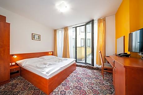 City Central De Luxe