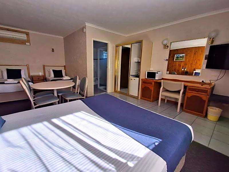 Blue Diamond Motor Inn